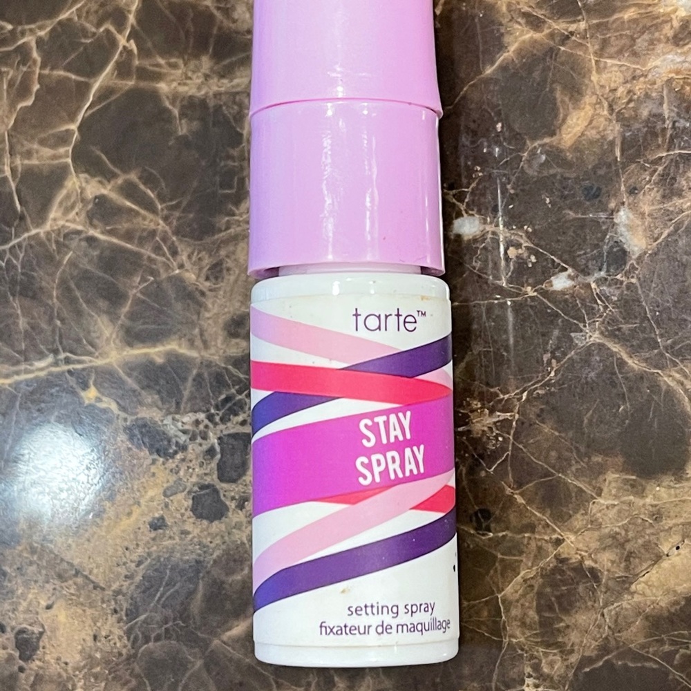 Tarte stay spray